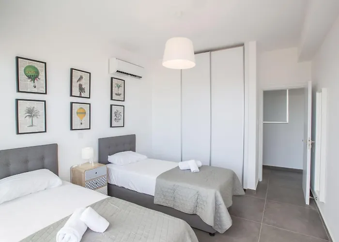 Ferienvilla Olivine Pearl Mit Meerblick By Interhome Feriehus Protaras