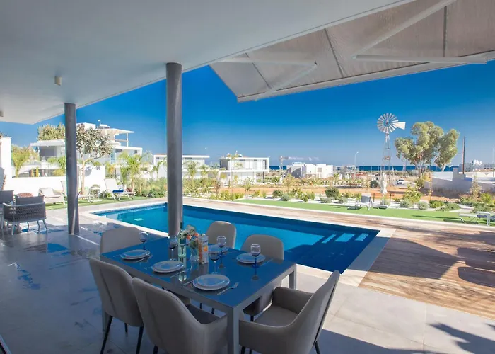 Ferienvilla Olivine Pearl Mit Meerblick By Interhome *