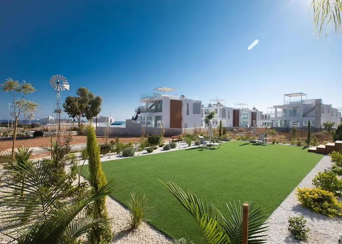 Ferienvilla Olivine Pearl Mit Meerblick By Interhome プロタラス