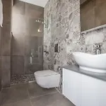 Ferienvilla Olivine Pearl Mit Meerblick By Interhome *