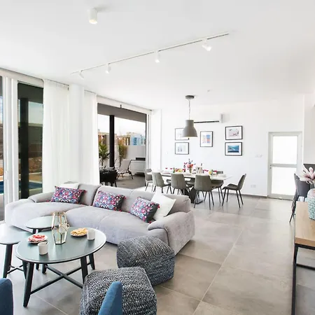 Ferienvilla Olivine Pearl Mit Meerblick By Interhome * Protaras