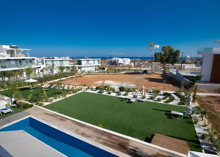 Ferienvilla Olivine Pearl Mit Meerblick By Interhome