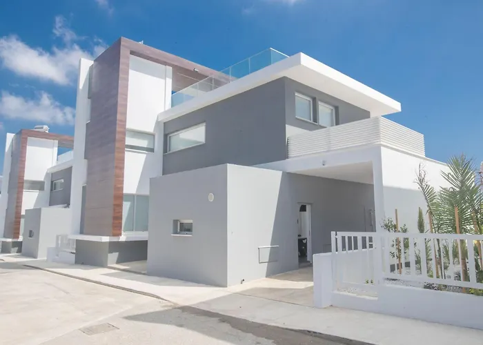 Casa de Férias Ferienvilla Olivine Pearl Mit Meerblick By Interhome