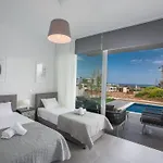 Feriehus Ferienvilla Olivine Pearl Mit Meerblick By Interhome
