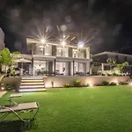 Feriehus Ferienvilla Olivine Pearl Mit Meerblick By Interhome *