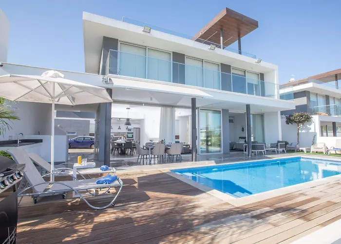 Ferienvilla Olivine Pearl Mit Meerblick By Interhome Vakantiehuis Protaras