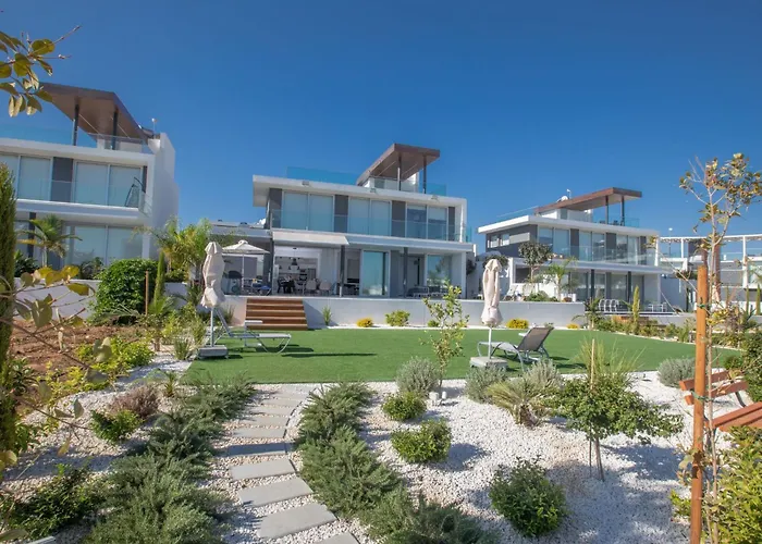 Ferienvilla Olivine Pearl Mit Meerblick By Interhome Vakantiehuis *