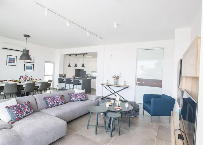 Ferienvilla Olivine Pearl Mit Meerblick By Interhome *